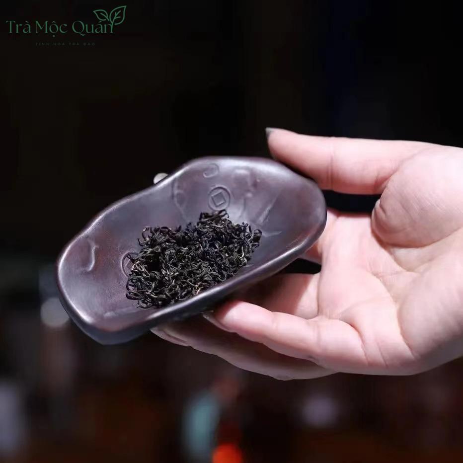 Cung Nhãn Trà Gốm Tử Sa Mai Rùa, Trang Trí Bàn Trà Đạo
