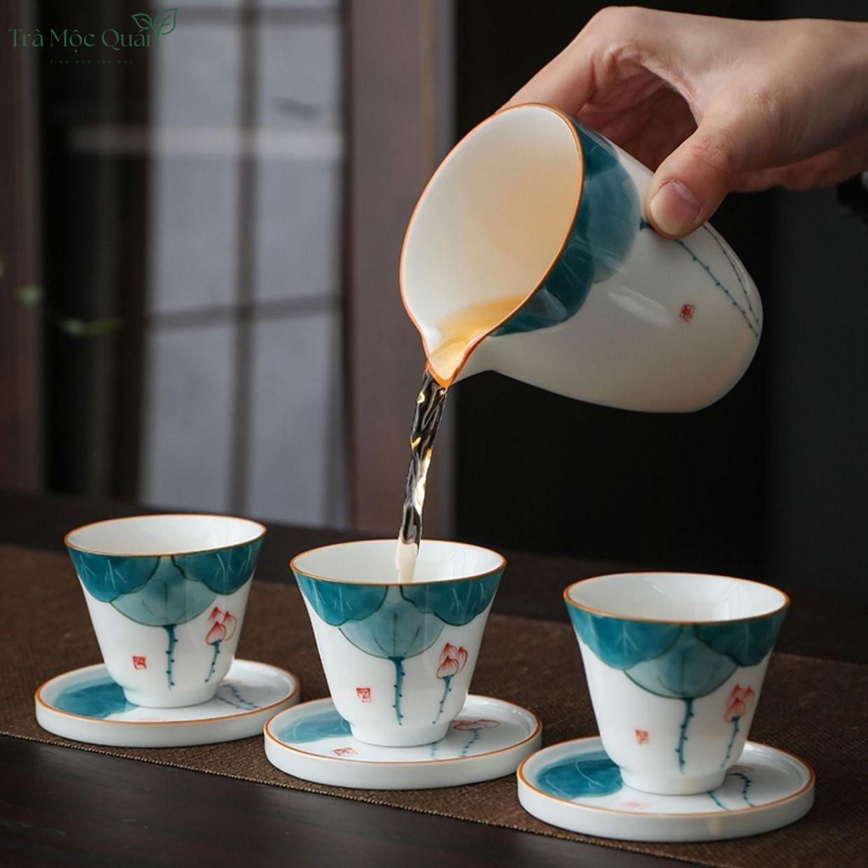 Bộ Ấm Chén Sứ Liên Hoa Thủ Công Vẽ Tay BAT12