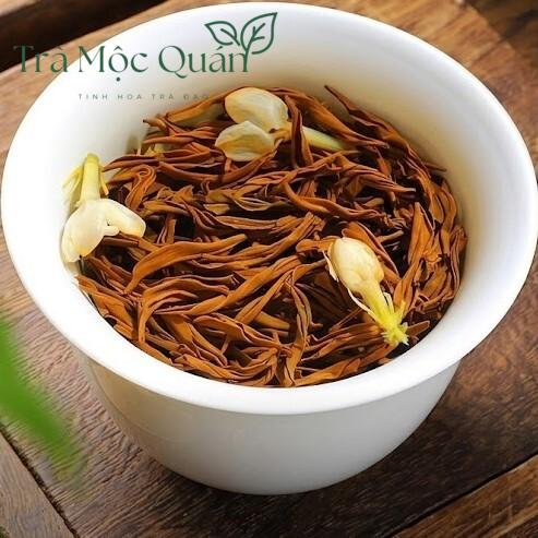 Hồng Trà Chính Sơn Tiểu Chủng Quế Hoa – Lon Thiếc 100g HT108
