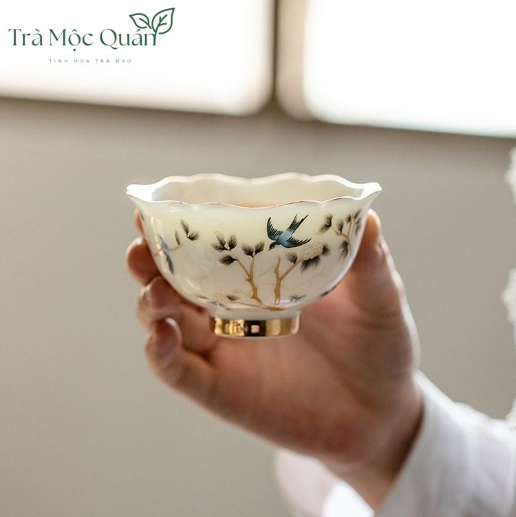 Ấm Trà Sứ Cảnh Đức Vẽ Tay Chim Hoàng Anh Thủ Công 170ml ACD1